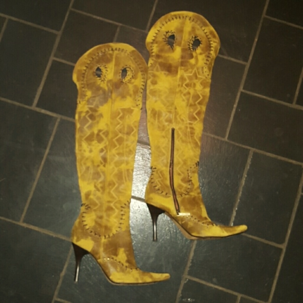 Donald J Pliner Cowhide Sueade Boots - Amazing! Worn 3 times.